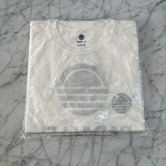 NIB Parallel x League- White Tee Size XL Mens - Picture 7 of 8